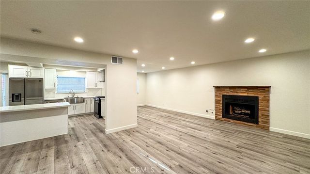 22762 Avenue San Luis, Woodland Hills, CA 91364