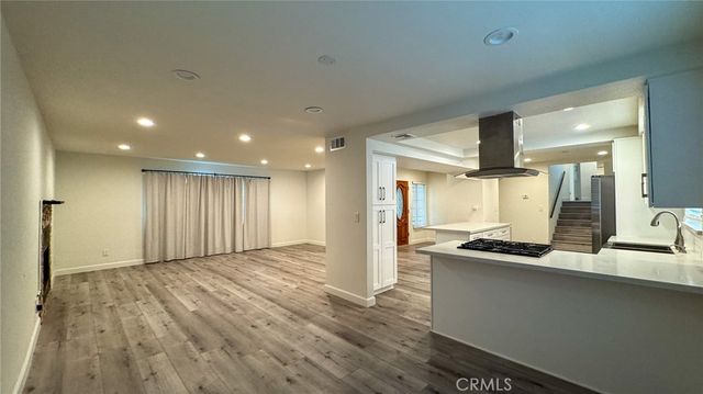 22762 Avenue San Luis, Woodland Hills, CA 91364