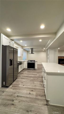 22762 Avenue San Luis, Woodland Hills, CA 91364