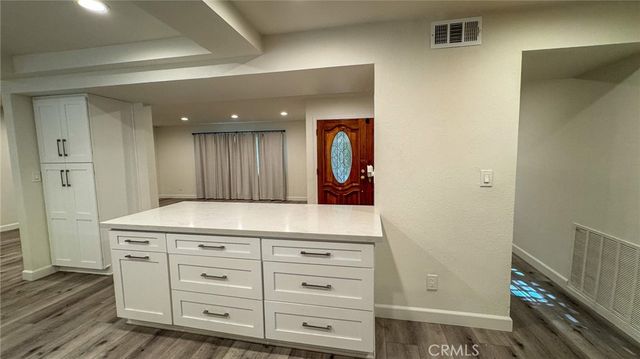 22762 Avenue San Luis, Woodland Hills, CA 91364