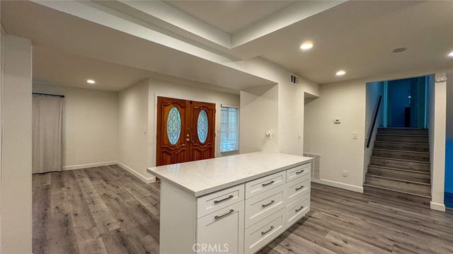 22762 Avenue San Luis, Woodland Hills, CA 91364