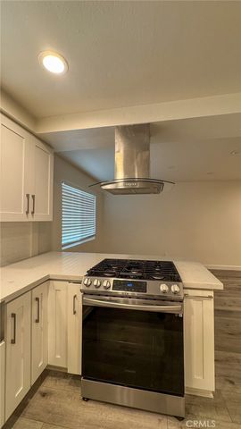 22762 Avenue San Luis, Woodland Hills, CA 91364