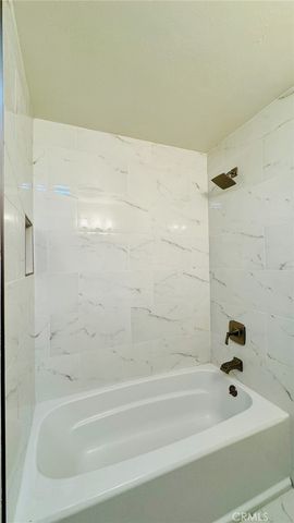 22762 Avenue San Luis, Woodland Hills, CA 91364