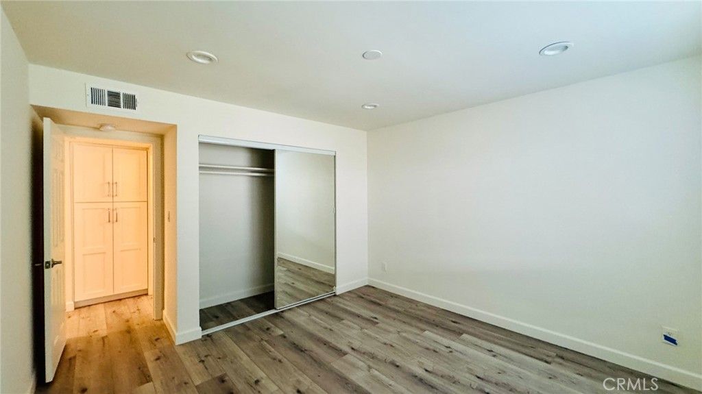22762 Avenue San Luis, Woodland Hills, CA 91364 — photo 2