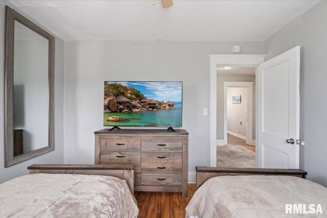 1035 17th Avenue, Rock Island, IL 61021