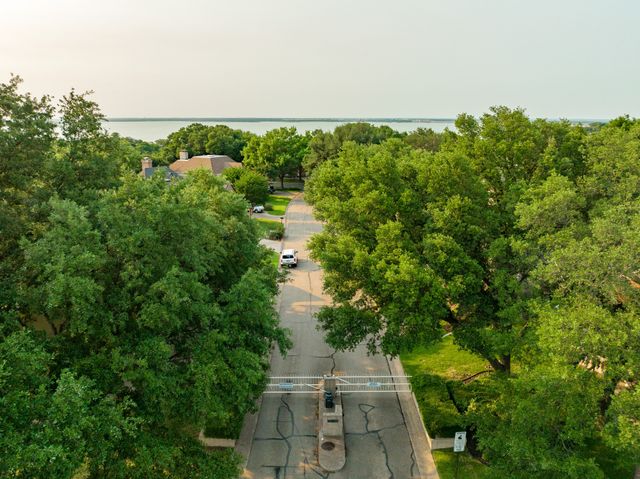 3318 Wood Lake Drive, Waco, TX 76710