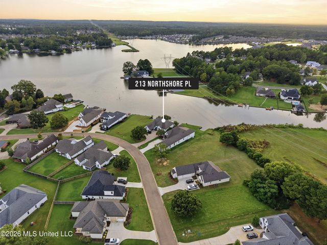 213 Northshore Place, Madison, MS 39110