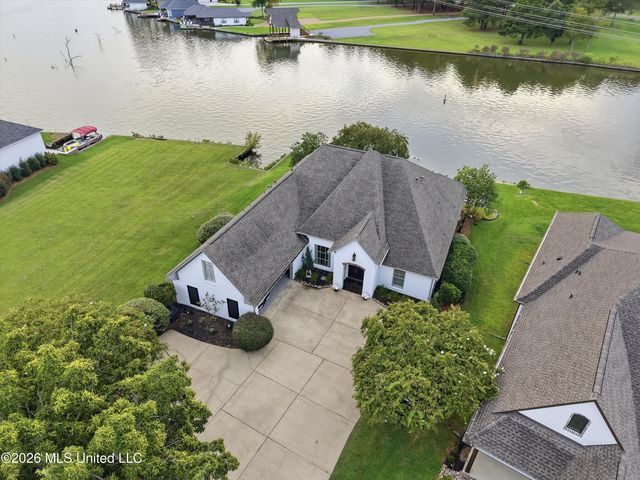 213 Northshore Place, Madison, MS 39110