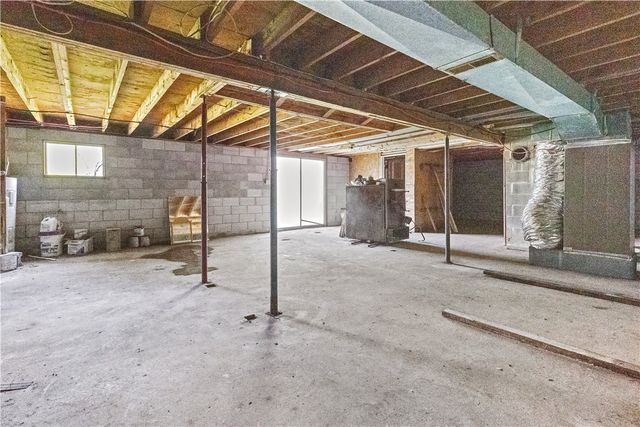 4 Shady Knoll Lane, Yellville, AR 72687