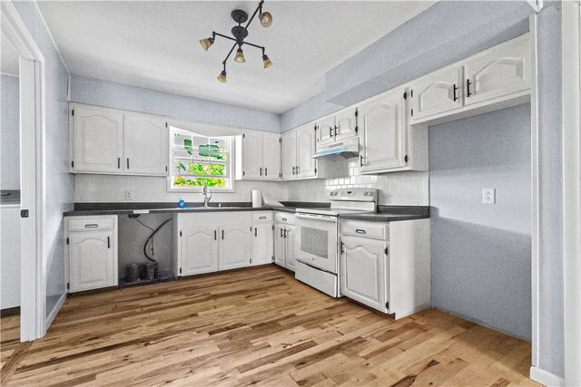 4 Shady Knoll Lane, Yellville, AR 72687