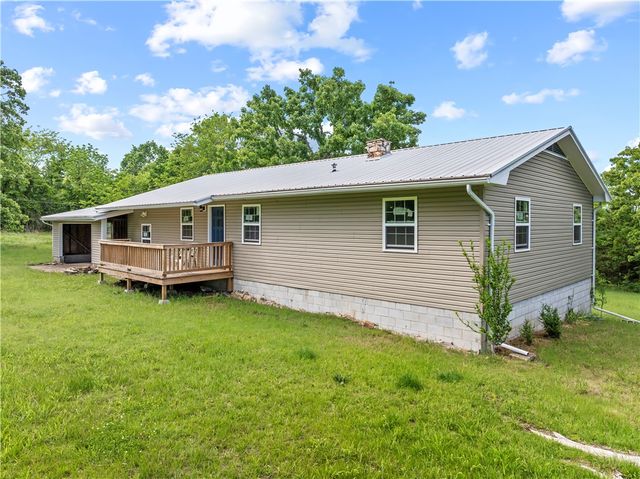 4 Shady Knoll Lane, Yellville, AR 72687