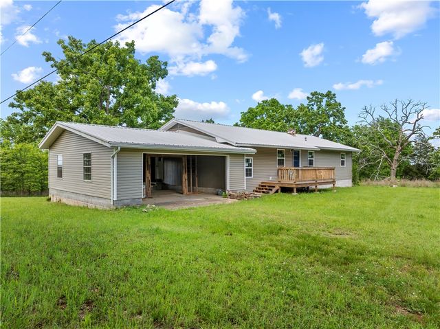 4 Shady Knoll Lane, Yellville, AR 72687