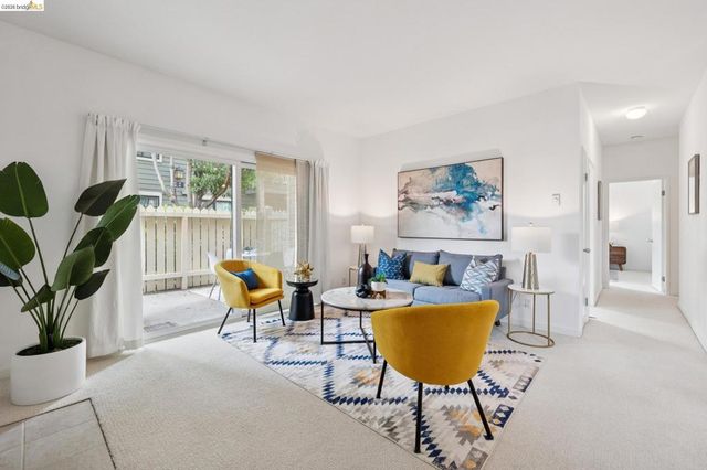 71 Lakeshore Ct, Richmond, CA 94804