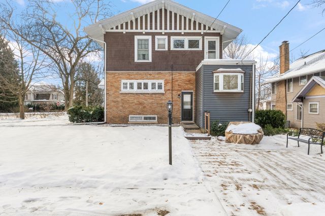 158 S Greenwich Street, Valparaiso, IN 46383