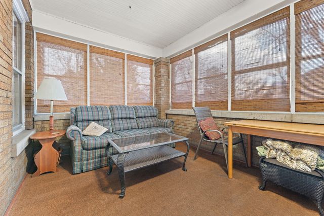 158 S Greenwich Street, Valparaiso, IN 46383