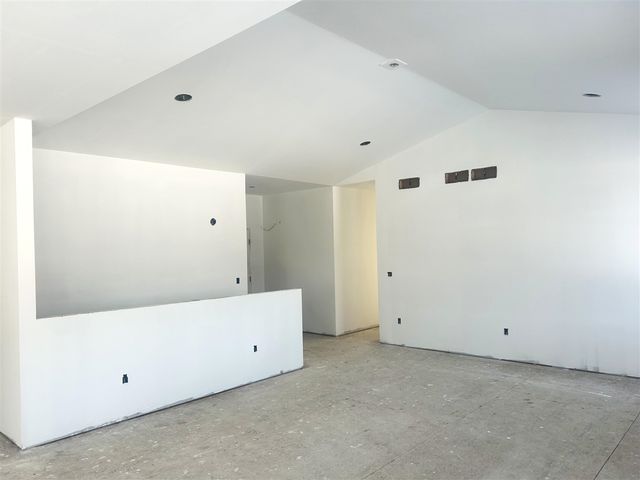 410 Canfield Street, Milan, MI 48160