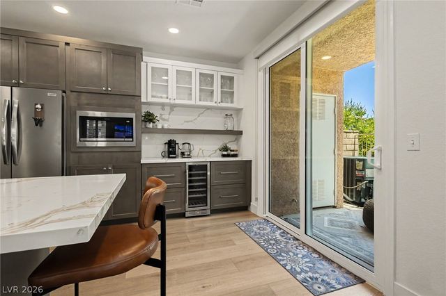 251 South Green Valley Parkway 5514, Henderson, NV 89012