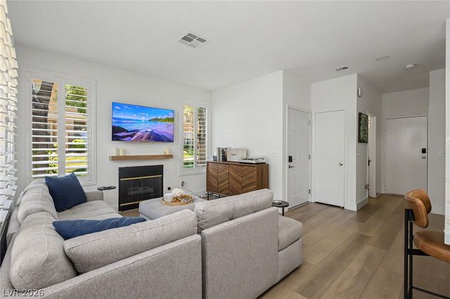 251 South Green Valley Parkway 5514, Henderson, NV 89012