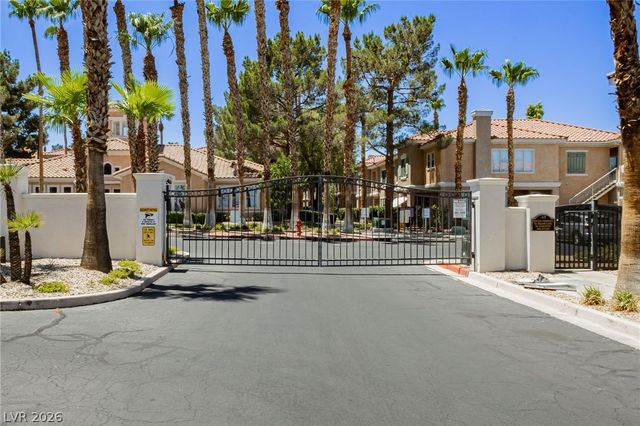 251 South Green Valley Parkway 5514, Henderson, NV 89012