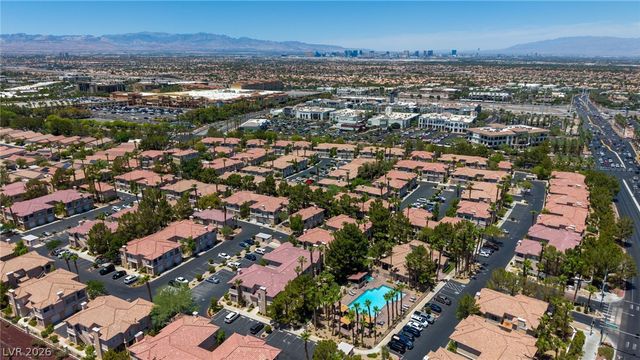251 South Green Valley Parkway 5514, Henderson, NV 89012