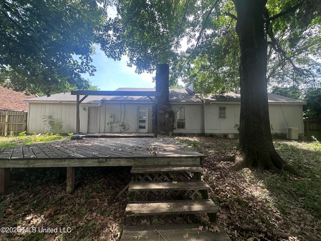 5629 Ridgetop Drive, Horn Lake, MS 38637