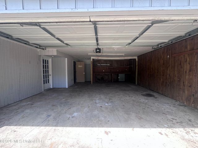 5629 Ridgetop Drive, Horn Lake, MS 38637