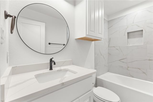 5037 Mooney Falls Drive, Bryan, TX 77802