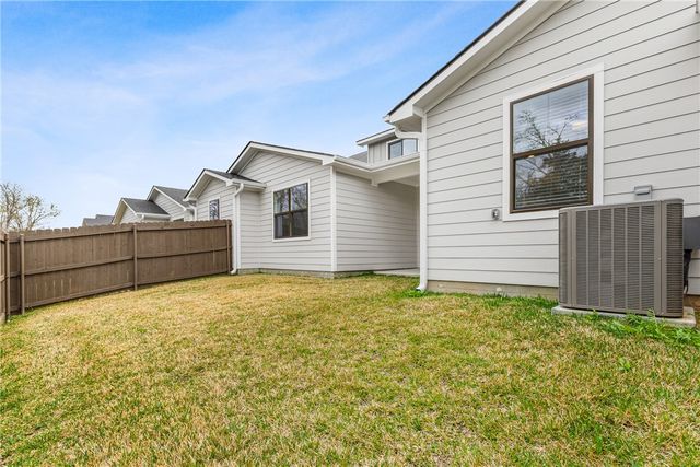 5037 Mooney Falls Drive, Bryan, TX 77802