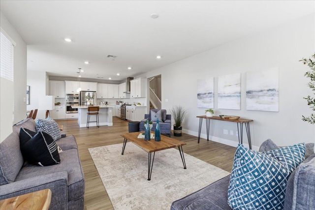 4538 Madeleine Way, Folsom, CA 95630