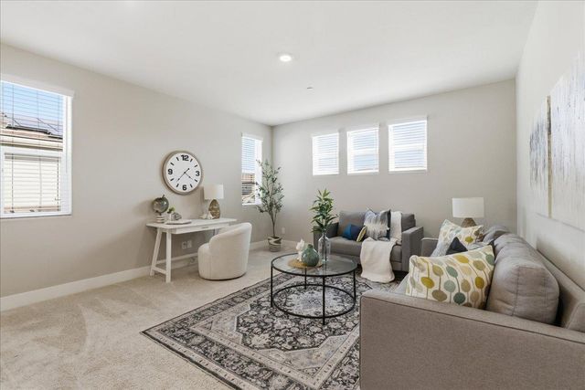 4538 Madeleine Way, Folsom, CA 95630