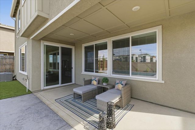 4538 Madeleine Way, Folsom, CA 95630