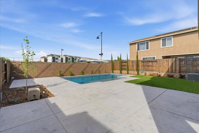 4538 Madeleine Way, Folsom, CA 95630