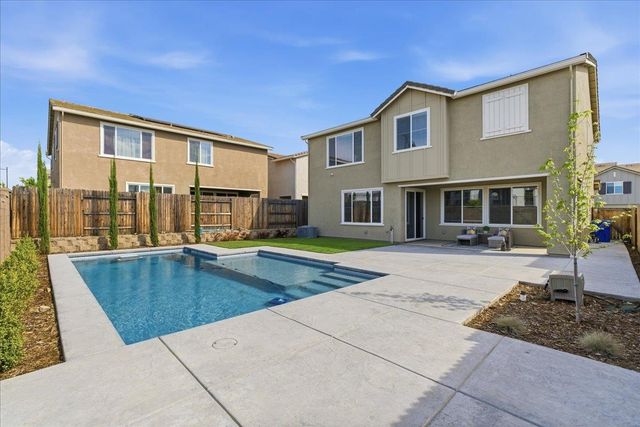 4538 Madeleine Way, Folsom, CA 95630