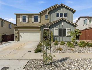 4538 Madeleine Way, Folsom, CA 95630