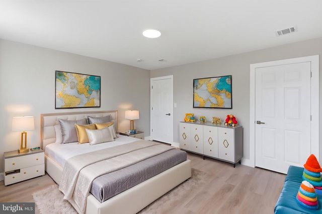 26 W 2ND ST, Florence, NJ 08518