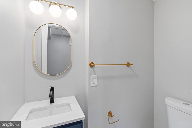 26 W 2ND ST, Florence, NJ 08518