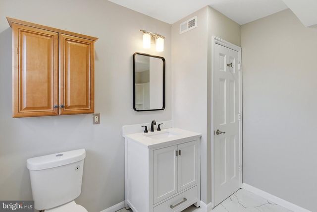 26 W 2ND ST, Florence, NJ 08518