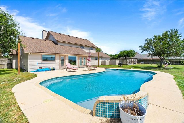 6009 King Trail, Corpus Christi, TX 78414