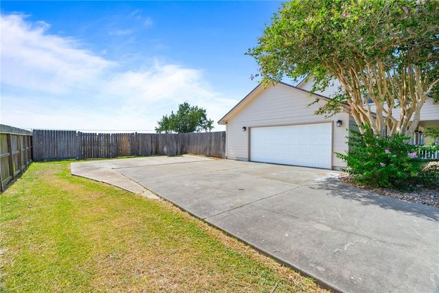 6009 King Trail, Corpus Christi, TX 78414
