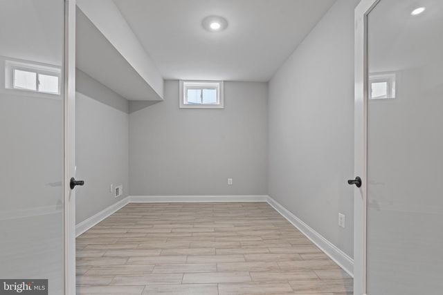 7606 LEONARD DR, Falls Church, VA 22043