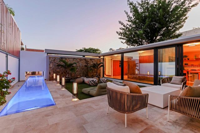 2054 CALLE ESPAÑA, San Juan, PR 00911