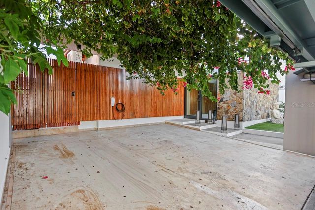 2054 CALLE ESPAÑA, San Juan, PR 00911