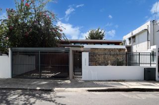 2054 CALLE ESPAÑA, San Juan, PR 00911