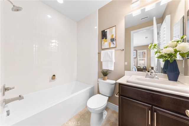 60 Boxberry, Irvine, CA 92620