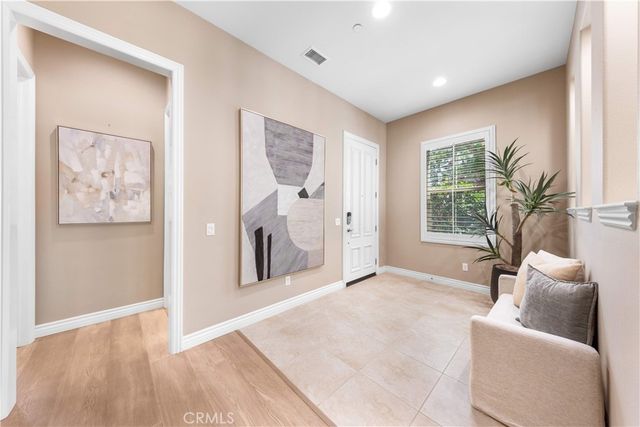 60 Boxberry, Irvine, CA 92620