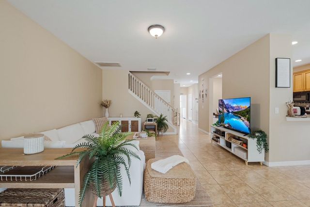 1426 PACIFIC ROAD, Kissimmee, FL 34759