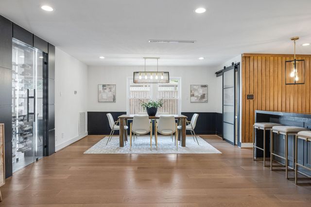 10111 Cedar Creek Drive, Houston, TX 77042