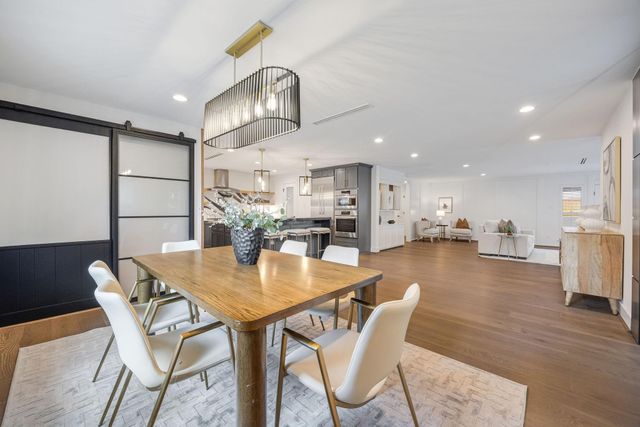 10111 Cedar Creek Drive, Houston, TX 77042