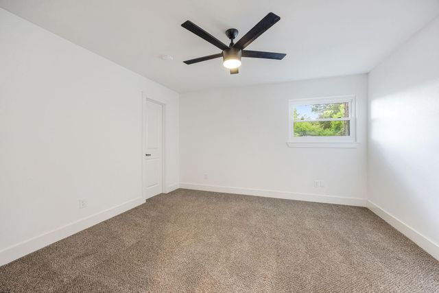 10111 Cedar Creek Drive, Houston, TX 77042