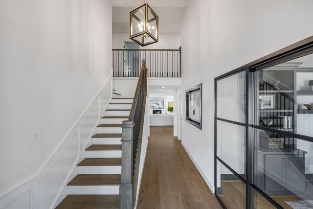 10111 Cedar Creek Drive, Houston, TX 77042